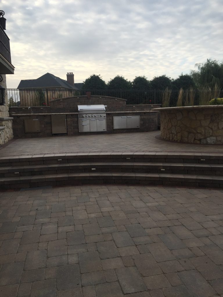 Outdoor Kitchen Wide Image