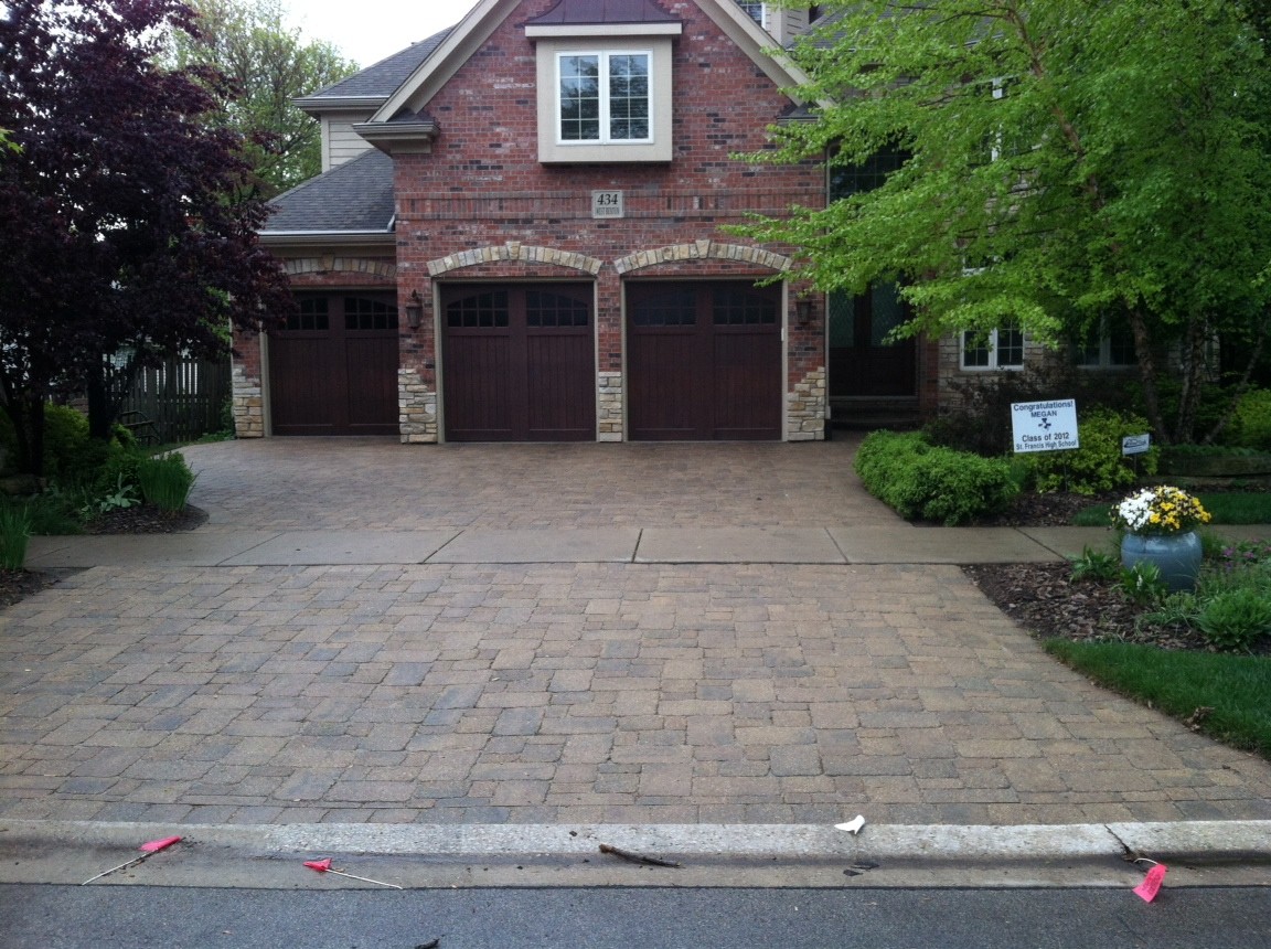 Paver Driveway Before
